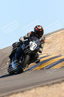 media/Feb-12-2022-SoCal Trackdays (Sat) [[3b21b94a56]]/Turn 12 (140pm)/